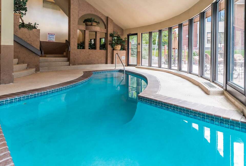 Exquisite Four-Bedroom Residence with Premier Resort Access - Steamboat Springs, Colorado