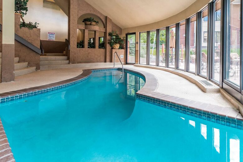Exquisite Four-Bedroom Residence with Premier Resort Access - Steamboat Springs, Colorado