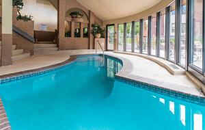 Exquisite Four-Bedroom Residence with Premier Resort Access - Steamboat Springs, Colorado