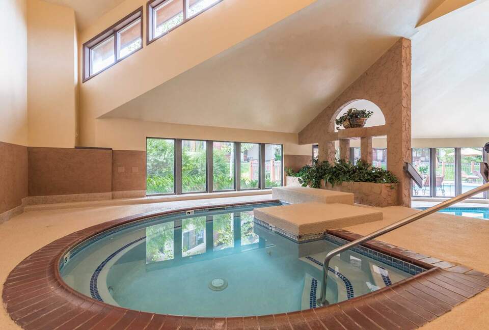 Exquisite Four-Bedroom Residence with Premier Resort Access - Steamboat Springs, Colorado