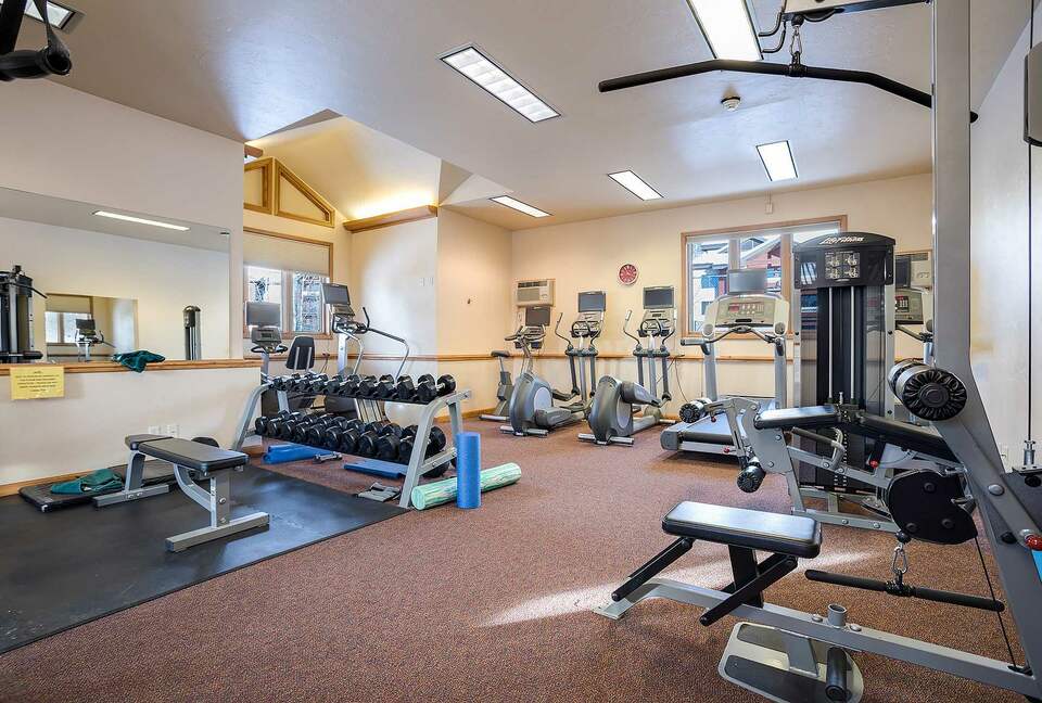 Exquisite Four-Bedroom Residence with Premier Resort Access - Steamboat Springs, Colorado