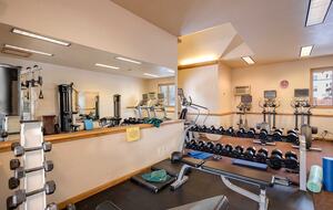 Exquisite Four-Bedroom Residence with Premier Resort Access - Steamboat Springs, Colorado