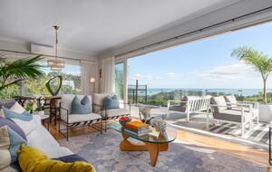 Sunsets & Sea Breezes Above Palm Beach - Waiheke Island, New Zealand