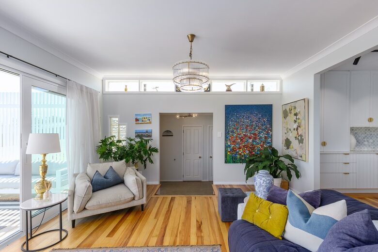 Sunsets & Sea Breezes Above Palm Beach - Waiheke Island, New Zealand