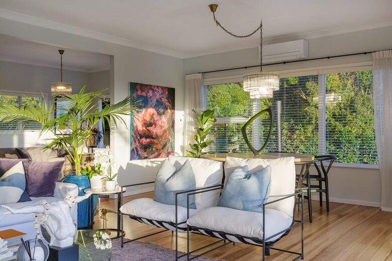 Sunsets & Sea Breezes Above Palm Beach - Waiheke Island, New Zealand