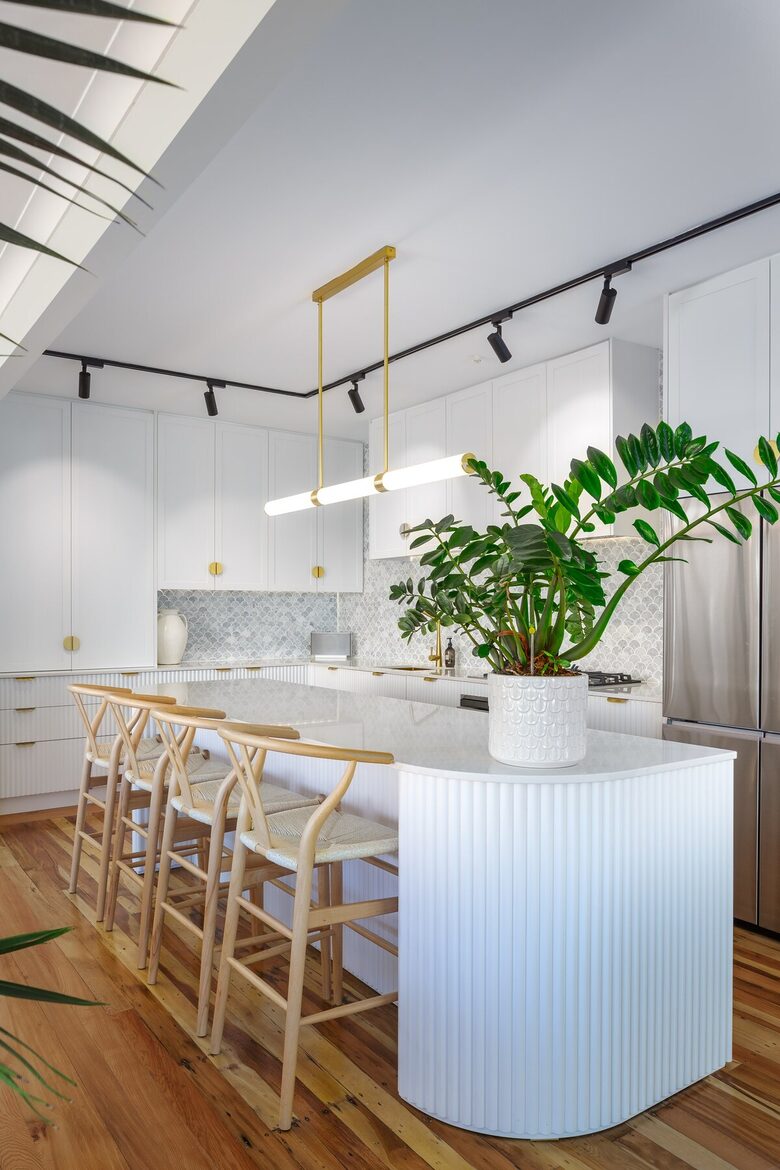 Sunsets & Sea Breezes Above Palm Beach - Waiheke Island, New Zealand