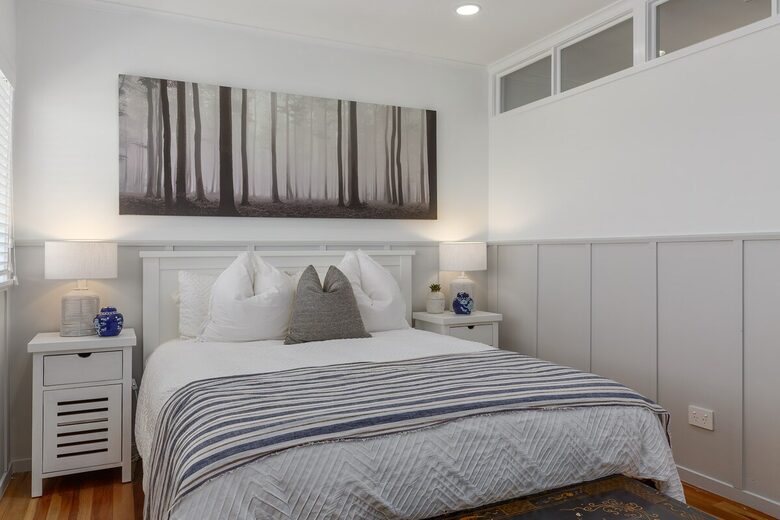 Sunsets & Sea Breezes Above Palm Beach - Waiheke Island, New Zealand