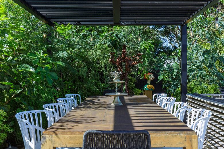 Sunsets & Sea Breezes Above Palm Beach - Waiheke Island, New Zealand