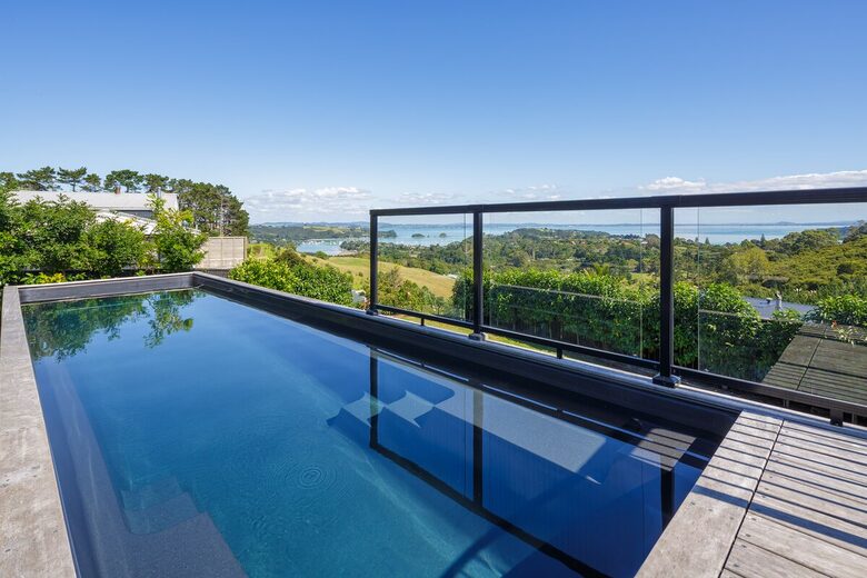 Sunsets & Sea Breezes Above Palm Beach - Waiheke Island, New Zealand