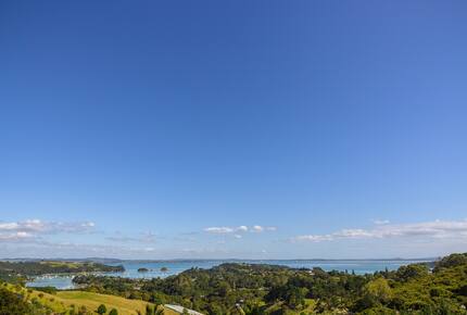Sunsets & Sea Breezes Above Palm Beach - Waiheke Island, New Zealand