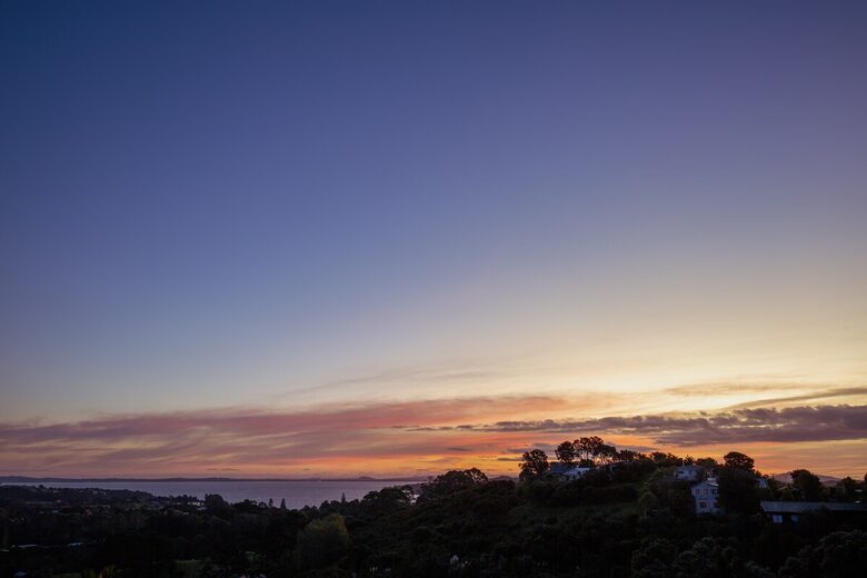 Sunsets & Sea Breezes Above Palm Beach - Waiheke Island, New Zealand