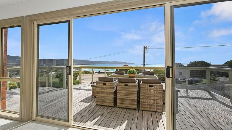 Oceanfront Serenity | Marengo’s Coastal Gem - Marengo, Australia