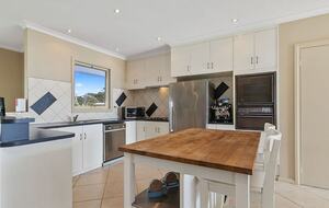 Oceanfront Serenity | Marengo’s Coastal Gem - Marengo, Australia