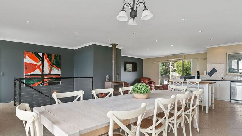 Oceanfront Serenity | Marengo’s Coastal Gem - Marengo, Australia