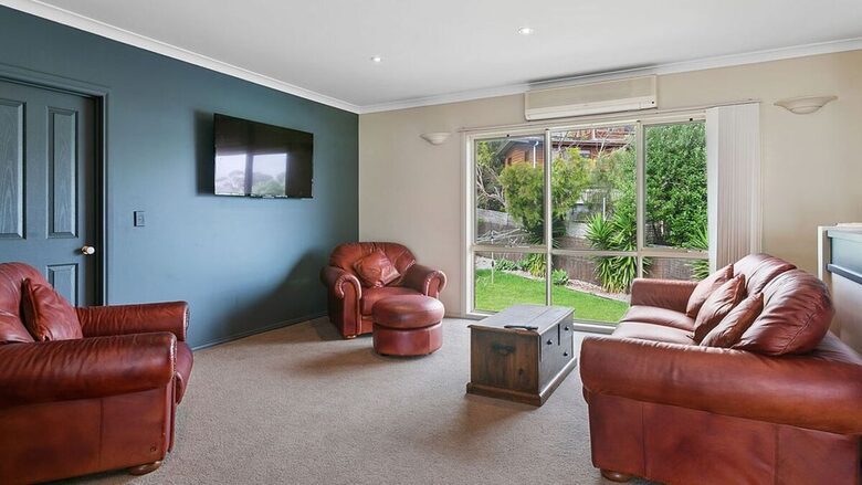 Oceanfront Serenity | Marengo’s Coastal Gem - Marengo, Australia