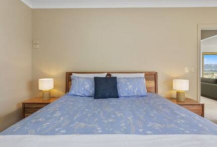 Oceanfront Serenity | Marengo’s Coastal Gem - Marengo, Australia