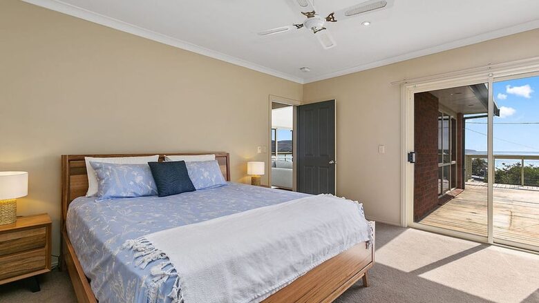 Oceanfront Serenity | Marengo’s Coastal Gem - Marengo, Australia