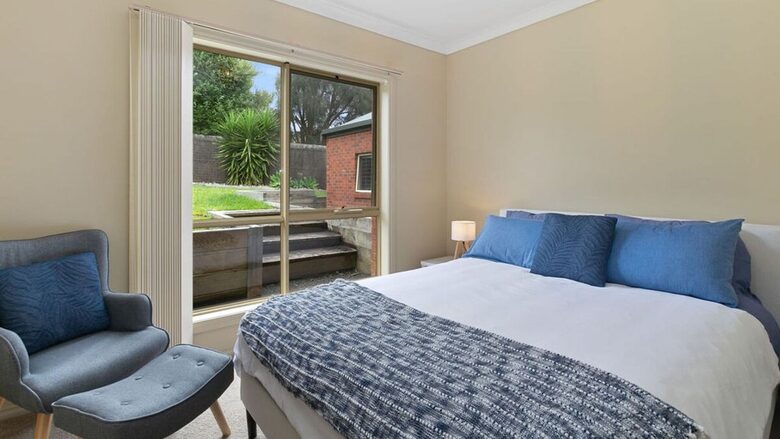 Oceanfront Serenity | Marengo’s Coastal Gem - Marengo, Australia