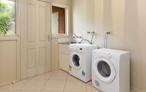 Oceanfront Serenity | Marengo’s Coastal Gem - Marengo, Australia