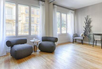 Elegant Parisian Retreat Near Luxembourg Gardens - Paris, France