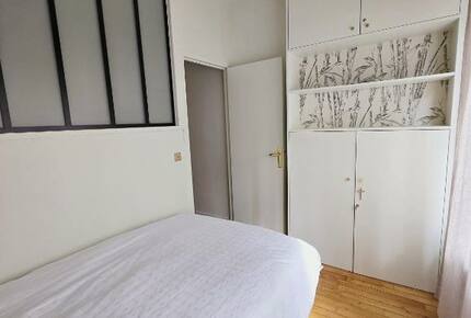 Elegant Parisian Retreat Near Luxembourg Gardens - Paris, France