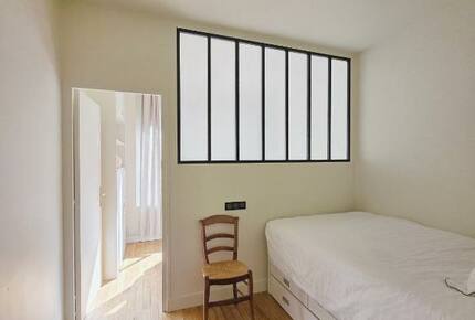 Elegant Parisian Retreat Near Luxembourg Gardens - Paris, France