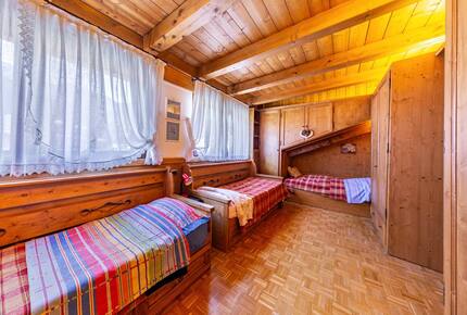 Lakeview Retreat in the Heart of the Dolomites - Auronzo di Cadore, Italy