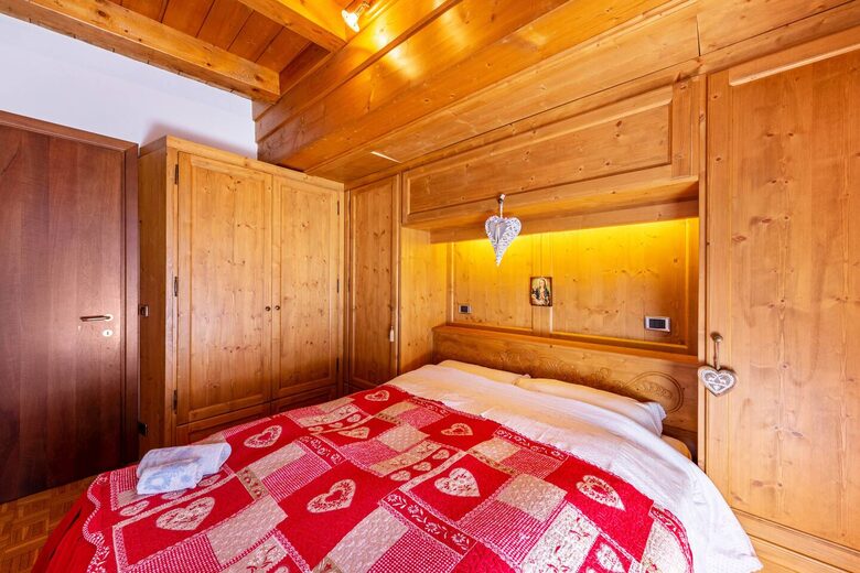 Lakeview Retreat in the Heart of the Dolomites - Auronzo di Cadore, Italy