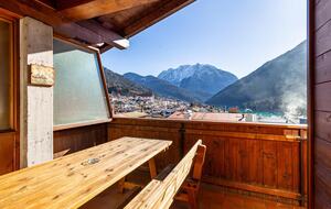 Lakeview Retreat in the Heart of the Dolomites - Auronzo di Cadore, Italy