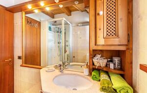 Lakeview Retreat in the Heart of the Dolomites - Auronzo di Cadore, Italy