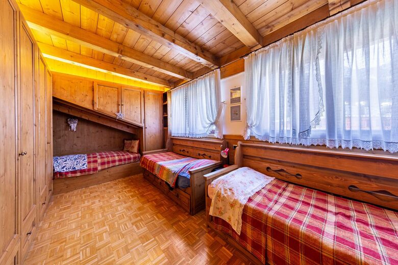 Lakeview Retreat in the Heart of the Dolomites - Auronzo di Cadore, Italy