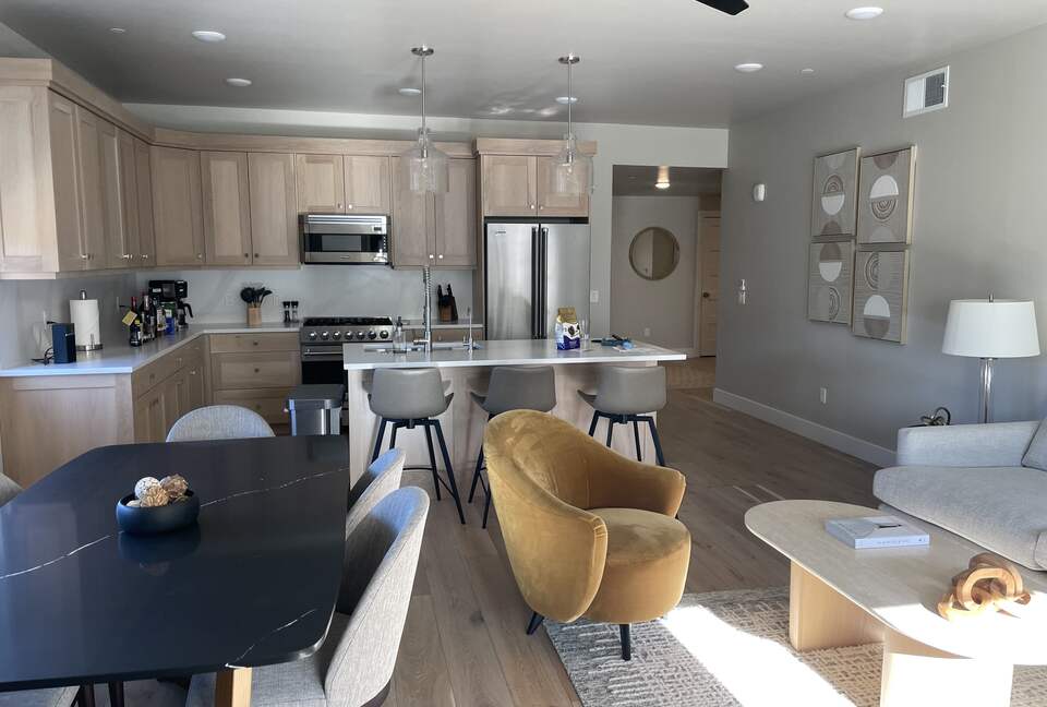 Stylish Mayflower Lakeside Retreat Near Skiing & Marina - Park City, Utah