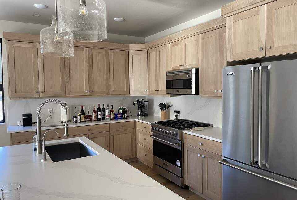 Stylish Mayflower Lakeside Retreat Near Skiing & Marina - Park City, Utah