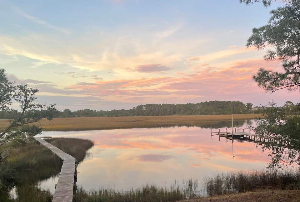 Carrabelle’s Refined Boater’s Escape - Carrabelle, Florida