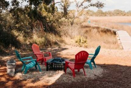 Carrabelle’s Refined Boater’s Escape - Carrabelle, Florida