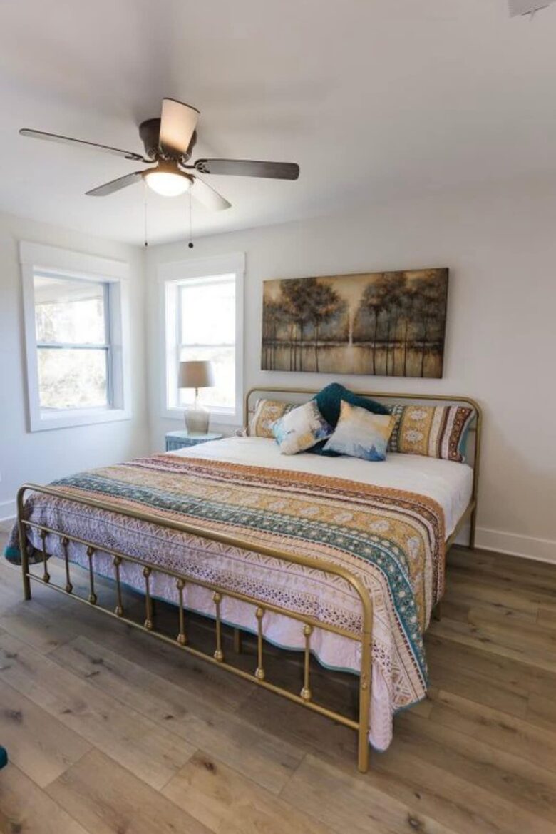 Carrabelle’s Refined Boater’s Escape - Carrabelle, Florida