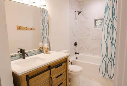 Carrabelle’s Refined Boater’s Escape - Carrabelle, Florida