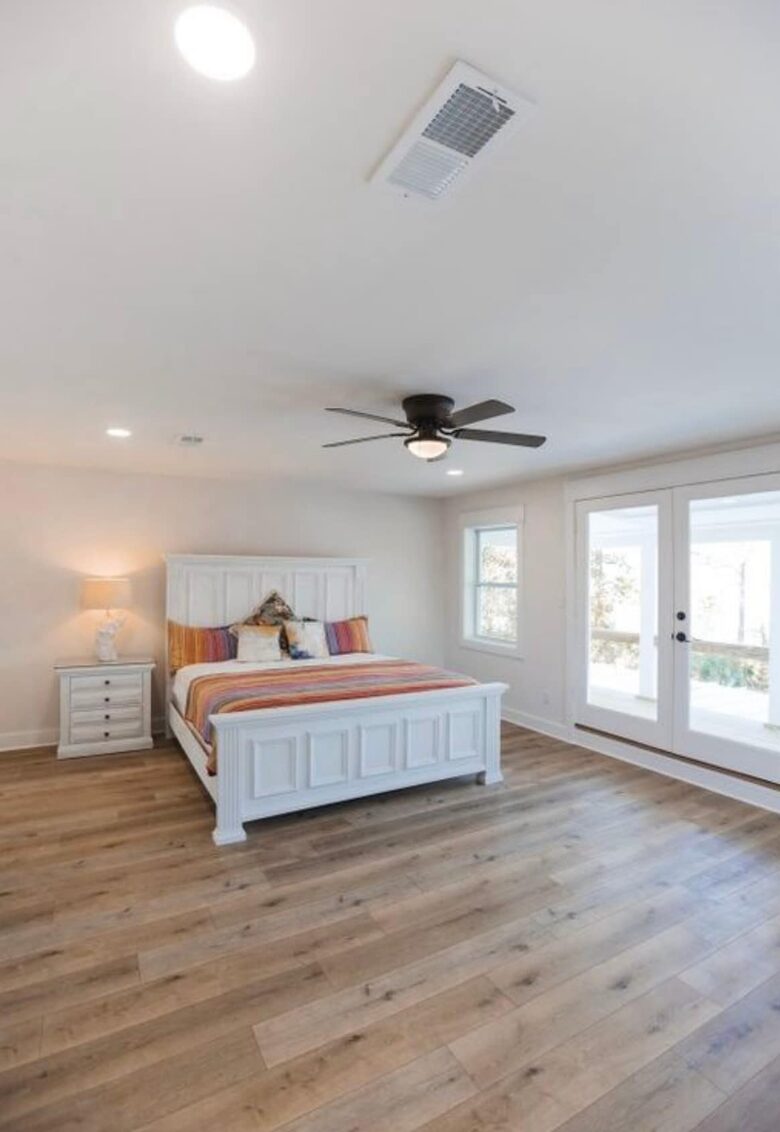 Carrabelle’s Refined Boater’s Escape - Carrabelle, Florida