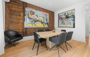 Historic Charm Meets City Comfort - Québec City, Canada