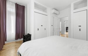 Historic Charm Meets City Comfort - Québec City, Canada