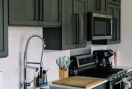 The Nest: Elegant Penthouse at TC Commons - Traverse City, Michigan