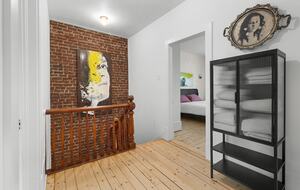 Historic Charm Meets City Comfort - Québec City, Canada