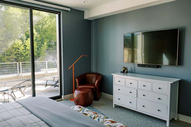 The Nest: Elegant Penthouse at TC Commons - Traverse City, Michigan