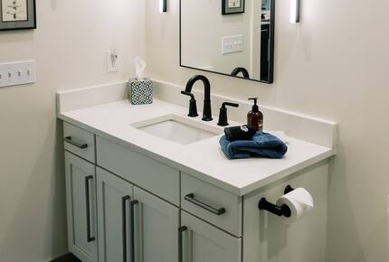 The Nest: Elegant Penthouse at TC Commons - Traverse City, Michigan