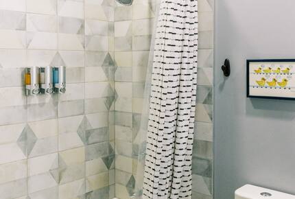 The Nest: Elegant Penthouse at TC Commons - Traverse City, Michigan