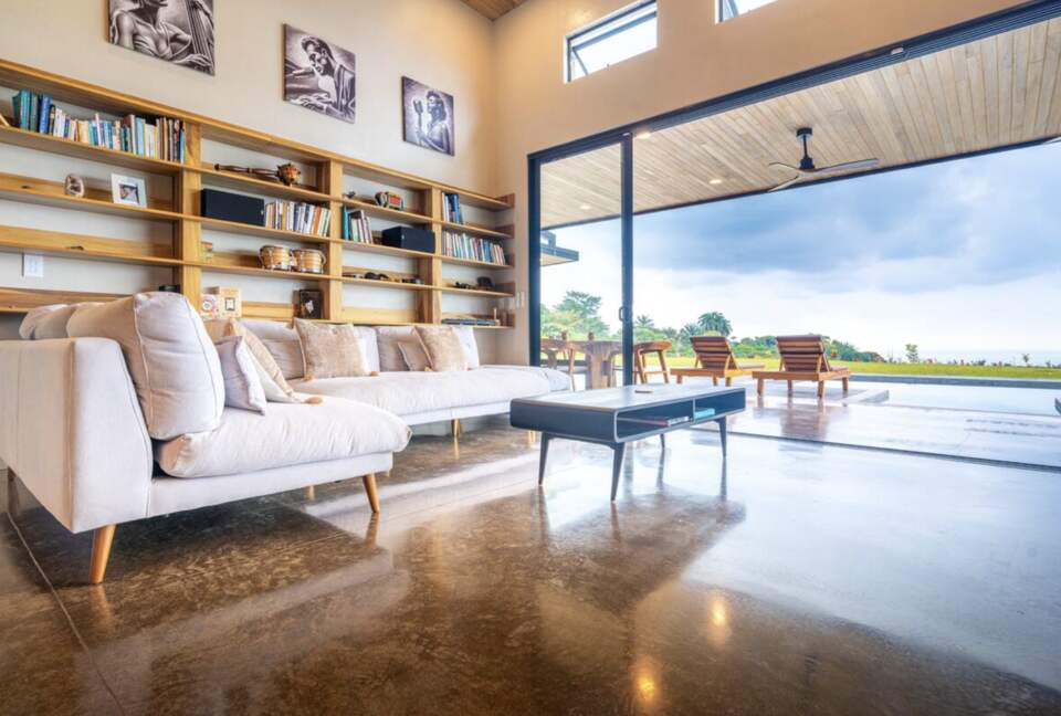 Musicians Paradise with Outrageous Ocean and Mountain Views - Ojochal, Costa Rica