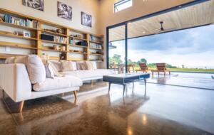 Musicians Paradise with Outrageous Ocean and Mountain Views - Ojochal, Costa Rica