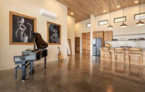 Musicians Paradise with Outrageous Ocean and Mountain Views - Ojochal, Costa Rica