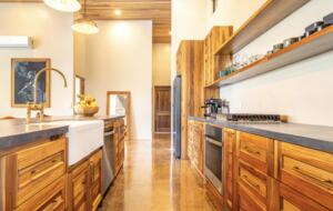 Musicians Paradise with Outrageous Ocean and Mountain Views - Ojochal, Costa Rica