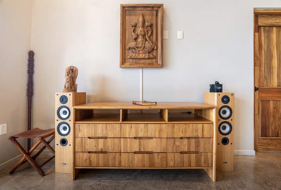 Musicians Paradise with Outrageous Ocean and Mountain Views - Ojochal, Costa Rica